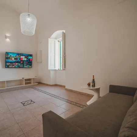 Apartamento Sacratum By Diddoi Taviano (Lecce)